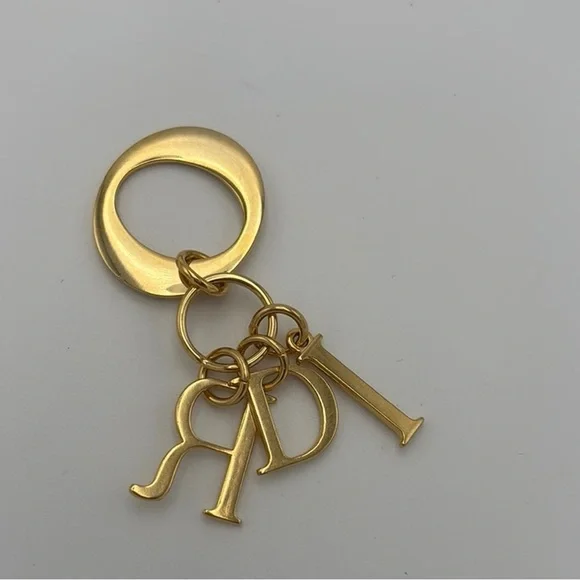 DIOR LOGO Keychain Handbag
Charm Gold Tone Metal 
Christian Dior Beauty - Picture 2 of 5